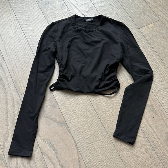 White Fox Keyhole Back Longsleeve - Picture 1 of 5